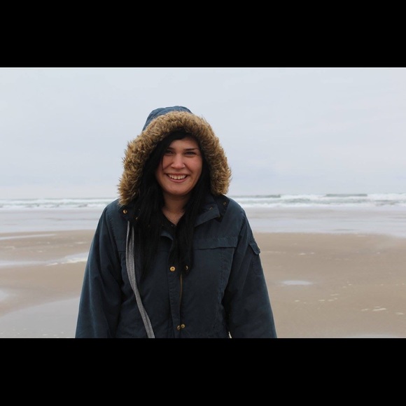 Profile Picture of Paige Ritter (@paige_ritterr) on Poshmark