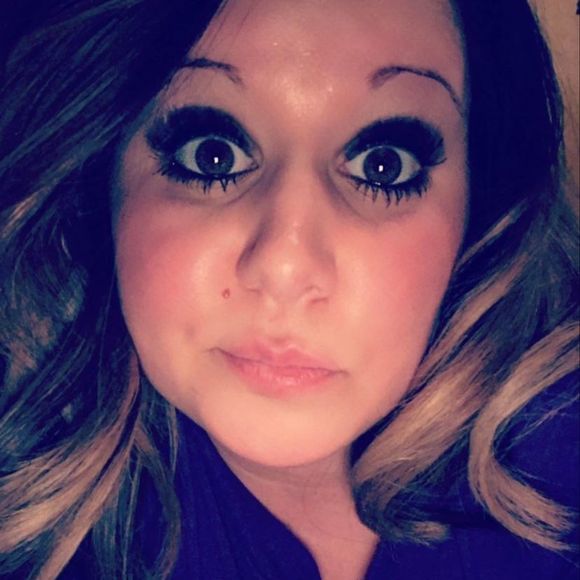 Profile Picture of Lena Robinson (@lmrrobinson1234) on Poshmark