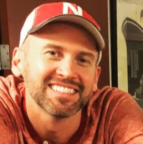 Profile Picture of Nathan Mercer (@nathanmercer340) on Poshmark