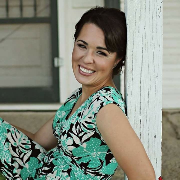 Profile Picture of Adriana Moody (@adribear7) on Poshmark