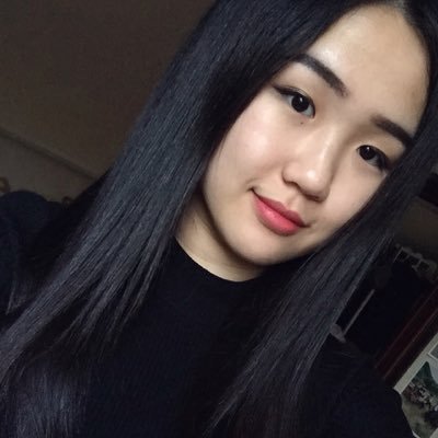 Profile Picture of Lisa Huang (@little_dino_ren) on Twitter