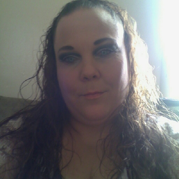 Profile Picture of Adrianna Carter (@gypsydee33) on Poshmark