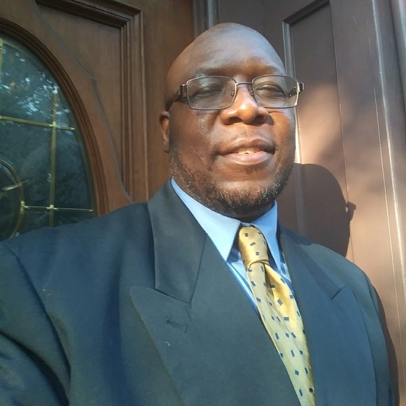 Profile Picture of Alvin Marshall (@amarshall360) on Poshmark