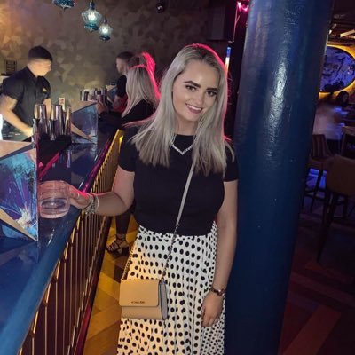 Profile Picture of Niamh O'Brien (@NiamhMaryOBrien) on Twitter