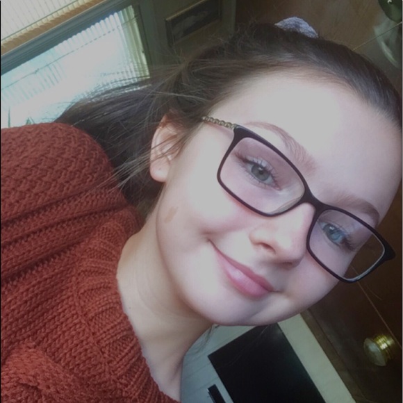 Profile Picture of Taylor Galyean (@taylorgalyean) on Poshmark