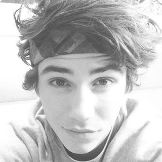 Profile Picture of Ezra Hipper (@josh.daley.161009) on Facebook