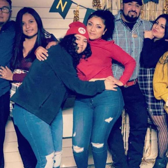 Profile Picture of Lucely Cervantes (@lucelyc) on Poshmark