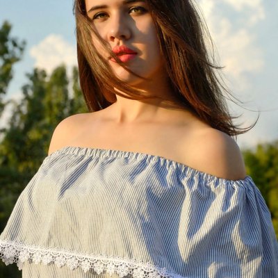 Profile Picture of Laurie Fitzpatrick (@LaurieF95359625) on Twitter