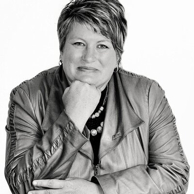 Profile Picture of Cathy Polan, (@Quintehomes4sal) on Twitter