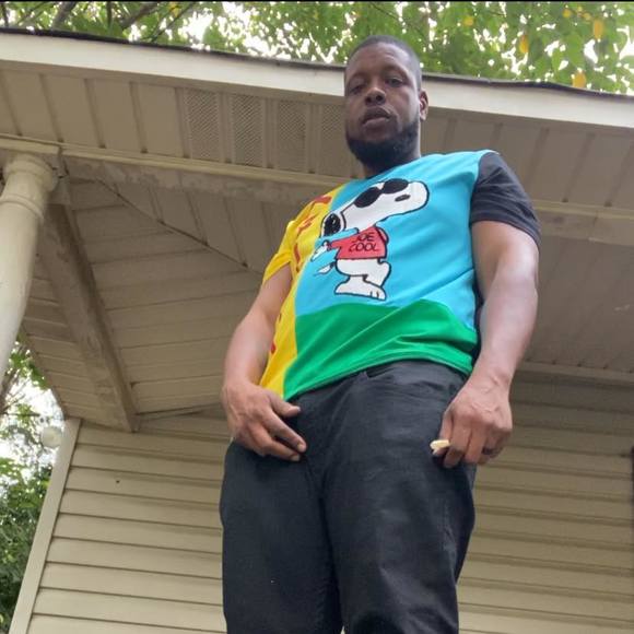 Profile Picture of Cedric Carter (@bwabob) on Poshmark