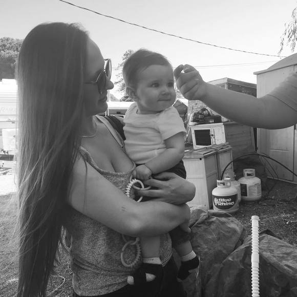 Katie Lee - Poshmark Profile Picture of Katie Lee (@katielee707) on Poshmark