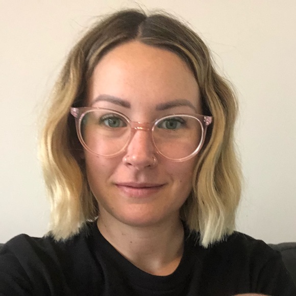 Rachel Minor - Poshmark Profile Picture of Rachel Minor (@radrach8) on Poshmark