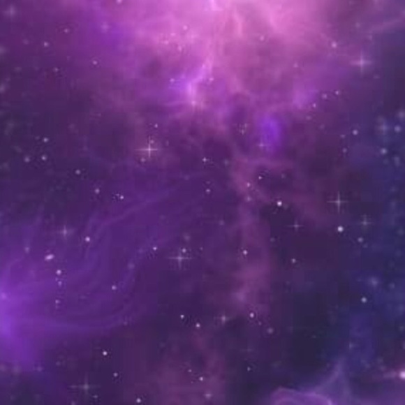 Profile Picture of Gracie Tarling (@potatotiger101) on Poshmark