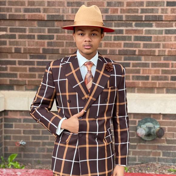 Profile Picture of Caleb Harvey (@calebaharvey99) on Poshmark