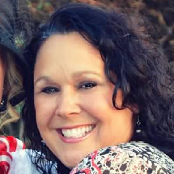 Profile Picture of Shawn Dyer (@shawndyer) on Poshmark