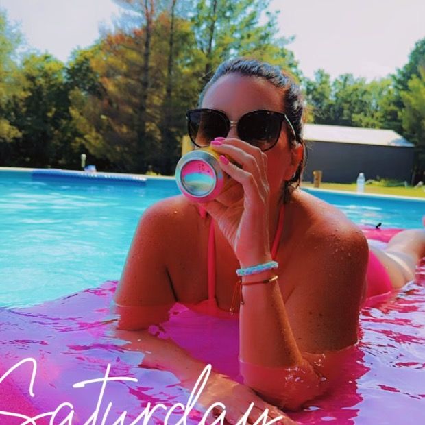 Profile Picture of Shannon (@shannonblint) on Tiktok