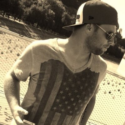 Profile Picture of Benny Wall (@@BennyWall9) on Twitter