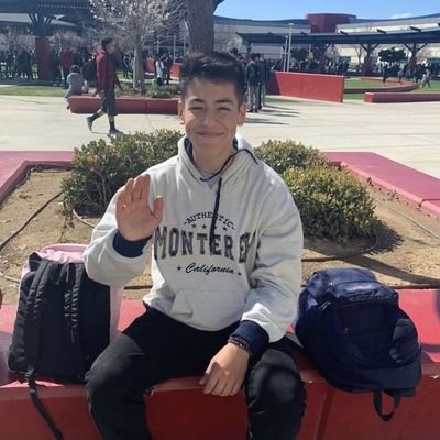 Profile Picture of Cal!! (@tall_boi_mike) on Twitter