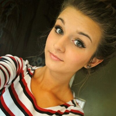 Profile Picture of Sally Davison (@SallyDavison_) on Twitter