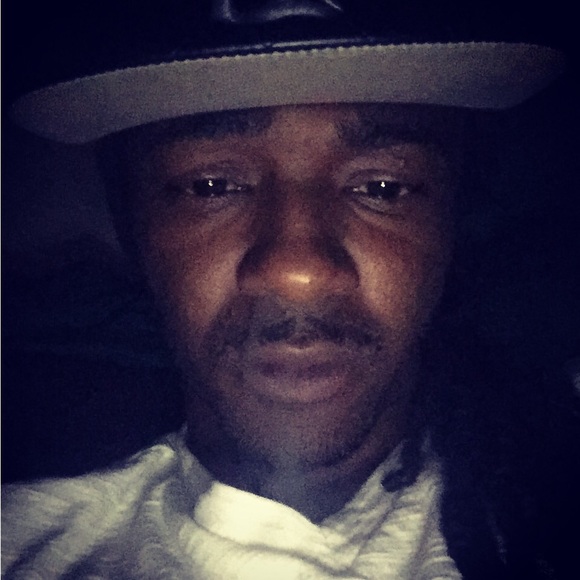 Profile Picture of Howard Carr (@rocstarhowee) on Poshmark