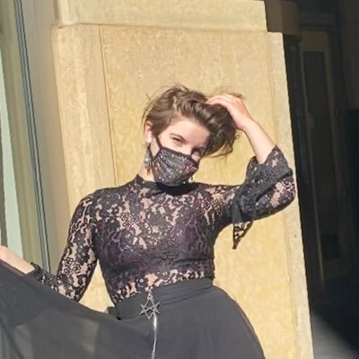 Profile Picture of Nora Donnelly (@dora_nonnelly) on Twitter