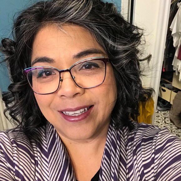 Profile Picture of Jeshica Hollibough (@jrpsyder) on Poshmark