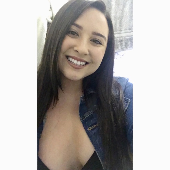 Profile Picture of Marissa Rados (@mrados95) on Poshmark