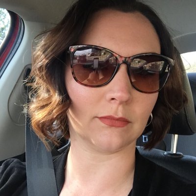 Profile Picture of Lisa Puryear Howarth (@goddess62299) on Twitter