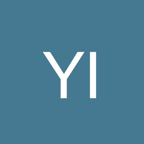 Profile Picture of Yasmin Ilayan (@yasminilayan) on Poshmark