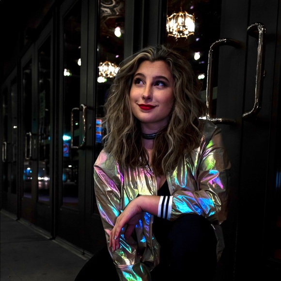 Profile Picture of Alyssa Proell (@alyssaproell) on Poshmark