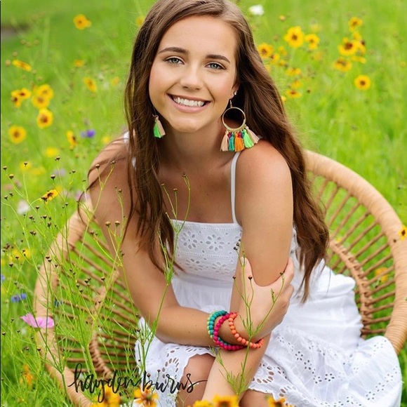 Profile Picture of Megan Sandwell (@masandwell02) on Poshmark