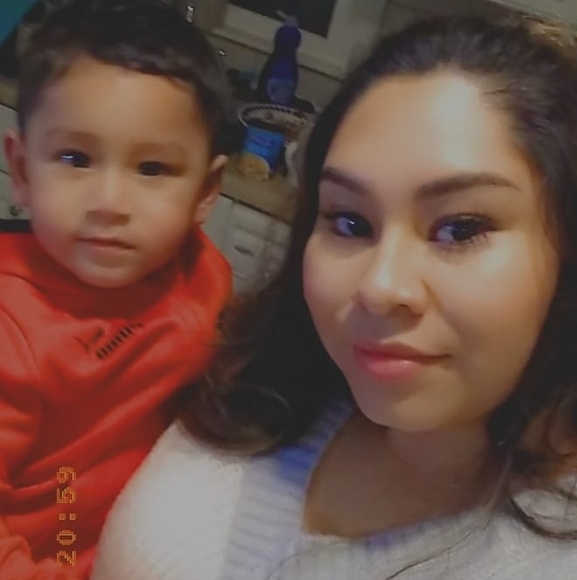 Profile Picture of Alicia Lara (@alicialara95) on Poshmark