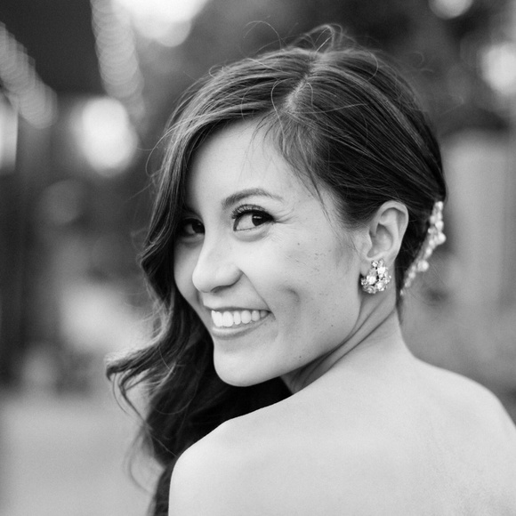 Profile Picture of Michele Nguyen (@michele714) on Poshmark