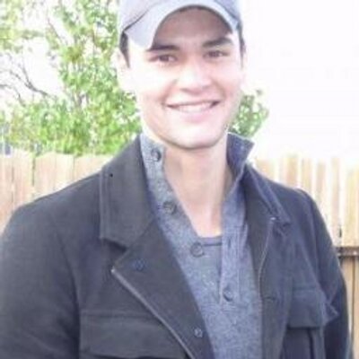 Profile Picture of David Zaragoza (@DaveEZaragoza) on Twitter