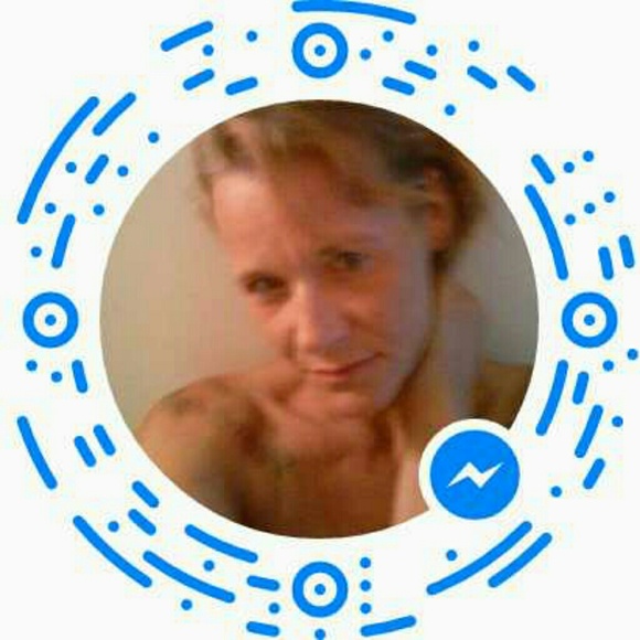 Profile Picture of Michelle Stevenson (@michsteve123) on Poshmark