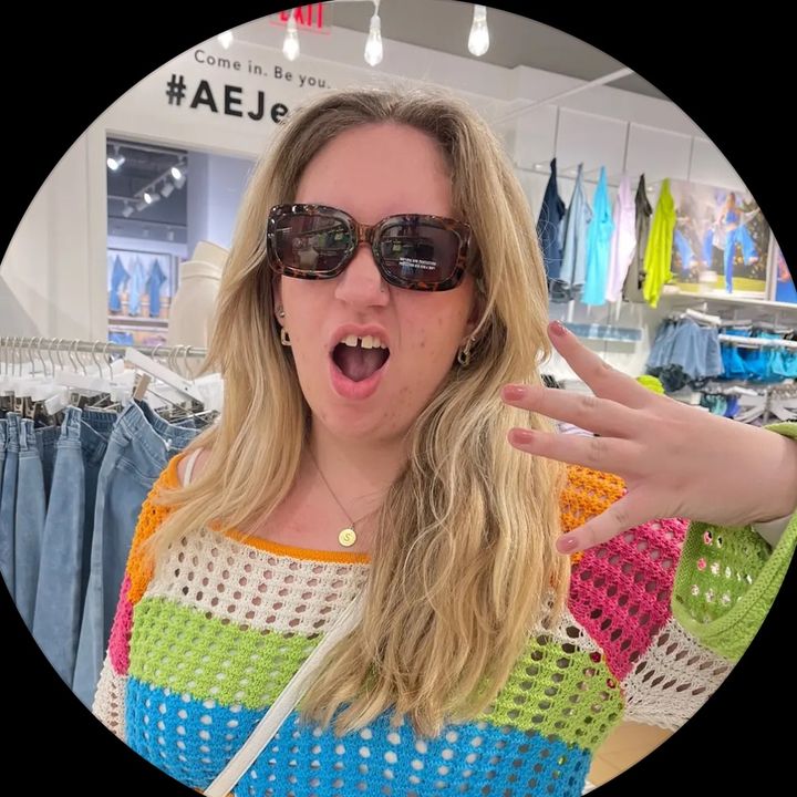 Profile Picture of sonia (@sonia_37) on Tiktok