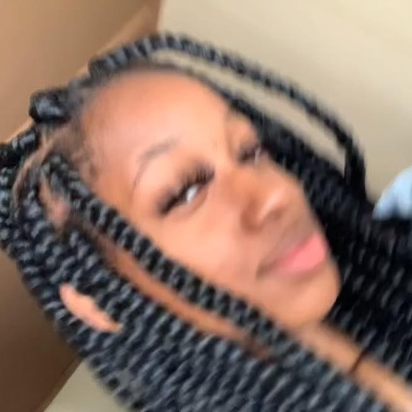 Profile Picture of Sylvia Wade (@sylvia_wade) on Poshmark