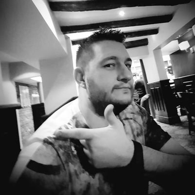 Profile Picture of stuart craven (@CravenViews) on Twitter