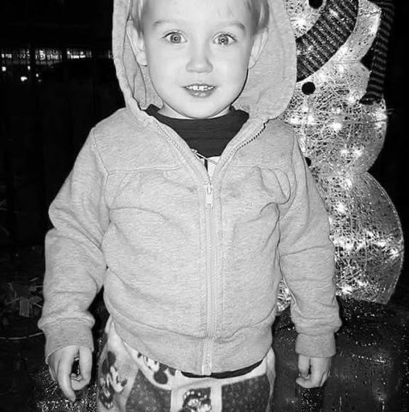 Profile Picture of Nathan Holmberg (@nathanholmberg) on Poshmark