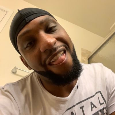 Profile Picture of BeeJay (@iAmBeeJay_) on Twitter