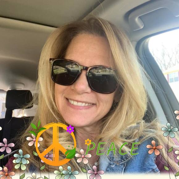 Profile Picture of Jodi Stephens (@jodgirl) on Poshmark