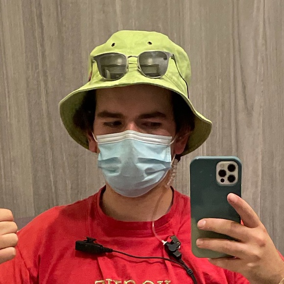 Profile Picture of Max Shepardson (@maxshepardson) on Poshmark