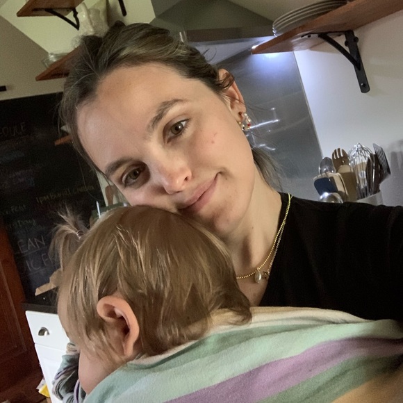 Profile Picture of Mariah Cilley (@mariahcilley) on Poshmark