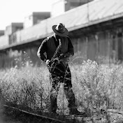 Profile Picture of Joshua Geter The Saxophonist (@joshuageterthesaxophonist6879) on Youtube