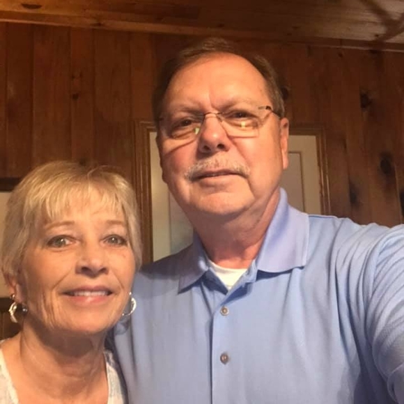 Profile Picture of Susan Coker (@susan_coker) on Poshmark