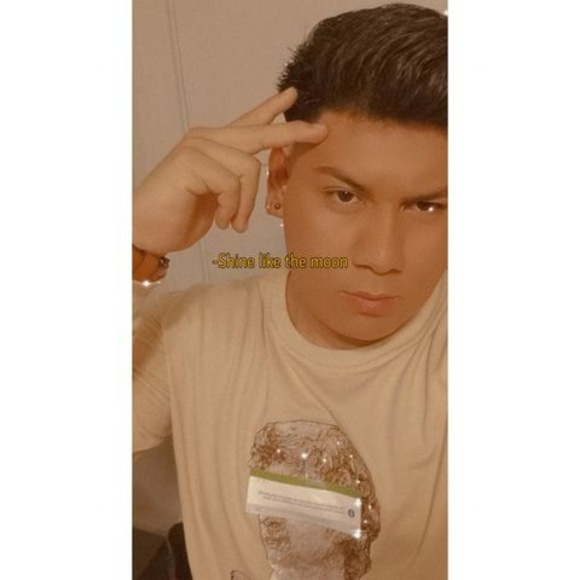 Profile Picture of Aleexis Aleexis (@alexisrb110) on Poshmark