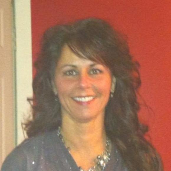 Profile Picture of Tammy Herzog (@_tammy64772) on Poshmark