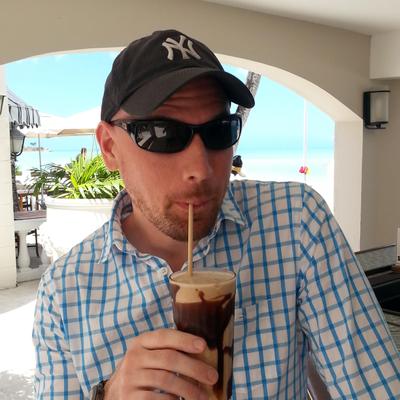 Profile Picture of Dave Roscoe (@DaveRoscoe80) on Twitter