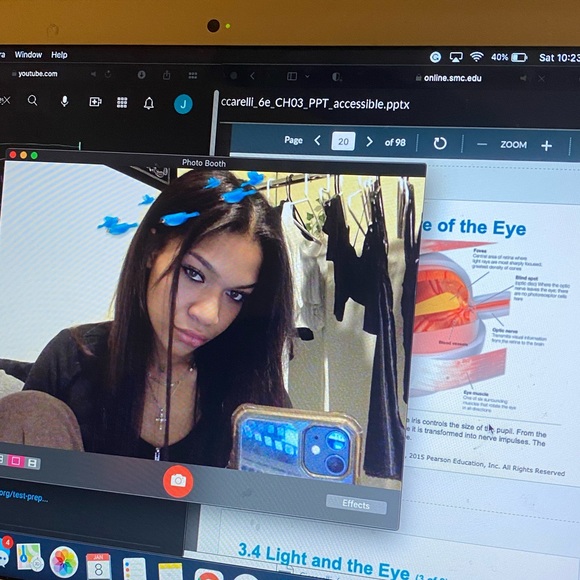 Profile Picture of Jamie Gulley (@jaamieleigh) on Poshmark