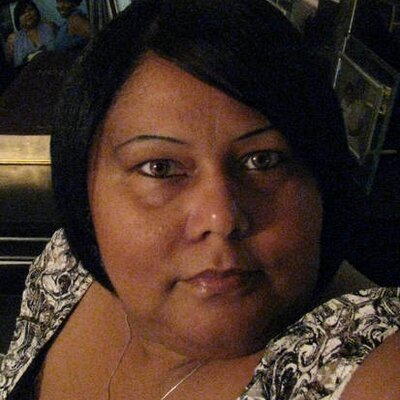 Profile Picture of Tina Holmes (@Wintertymee) on Twitter